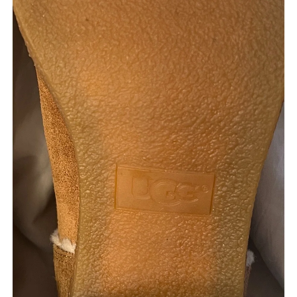 UGG kasen boots